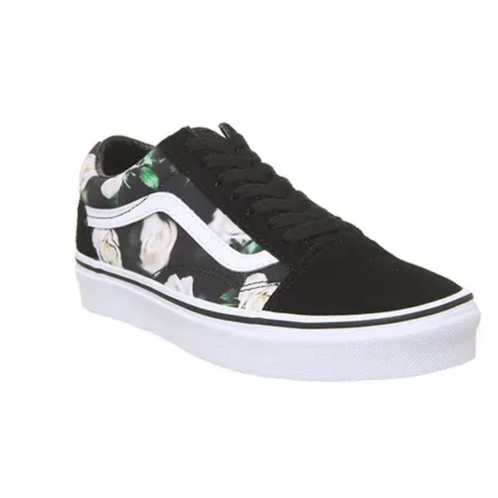 Vans White Rose Sneaker Size 8.5